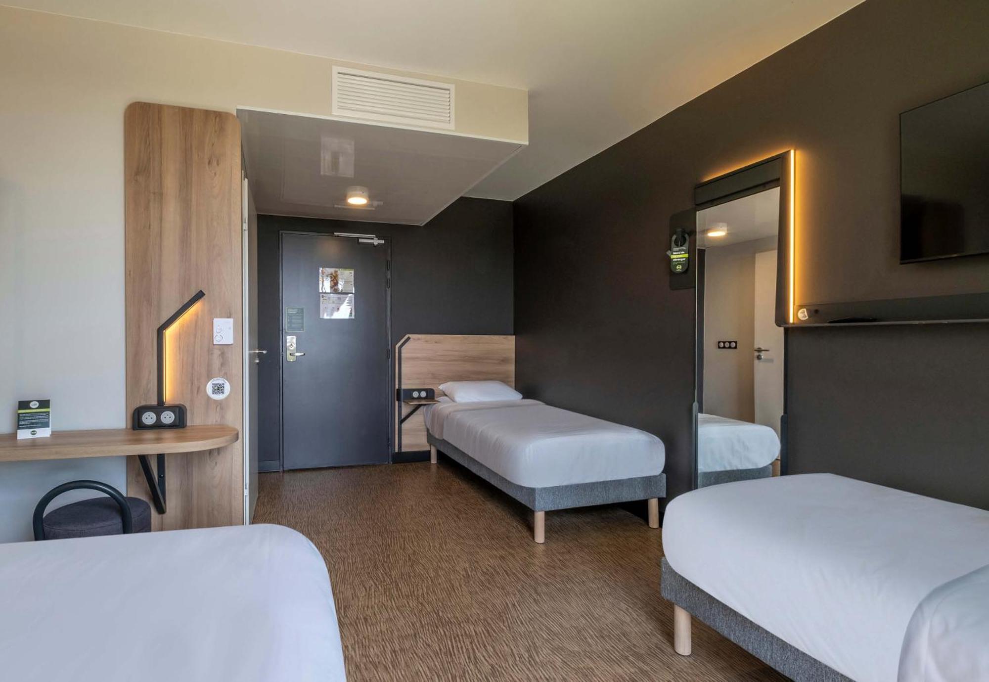 B&B Hotel Saintes Ngoại thất bức ảnh