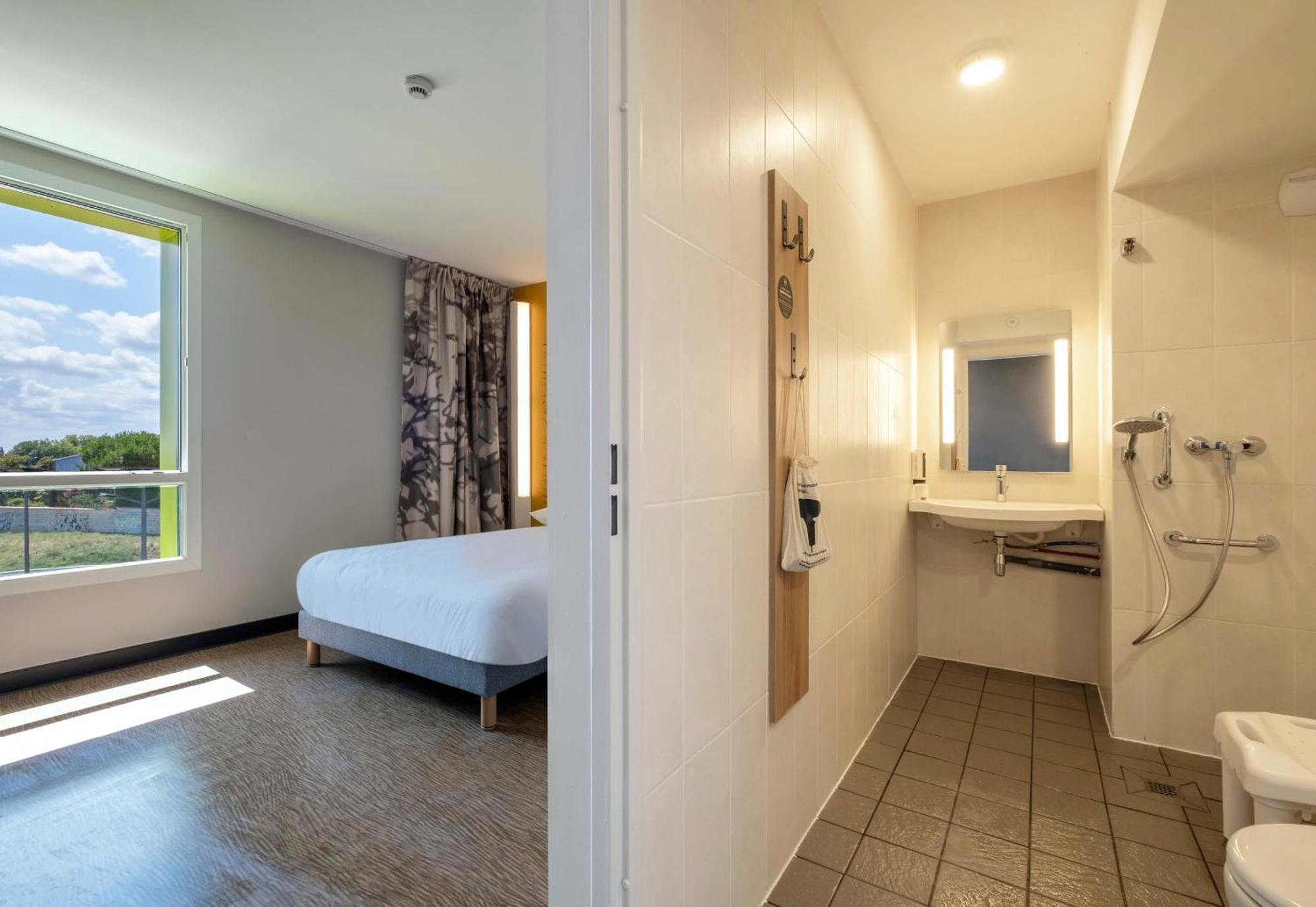B&B Hotel Saintes Ngoại thất bức ảnh