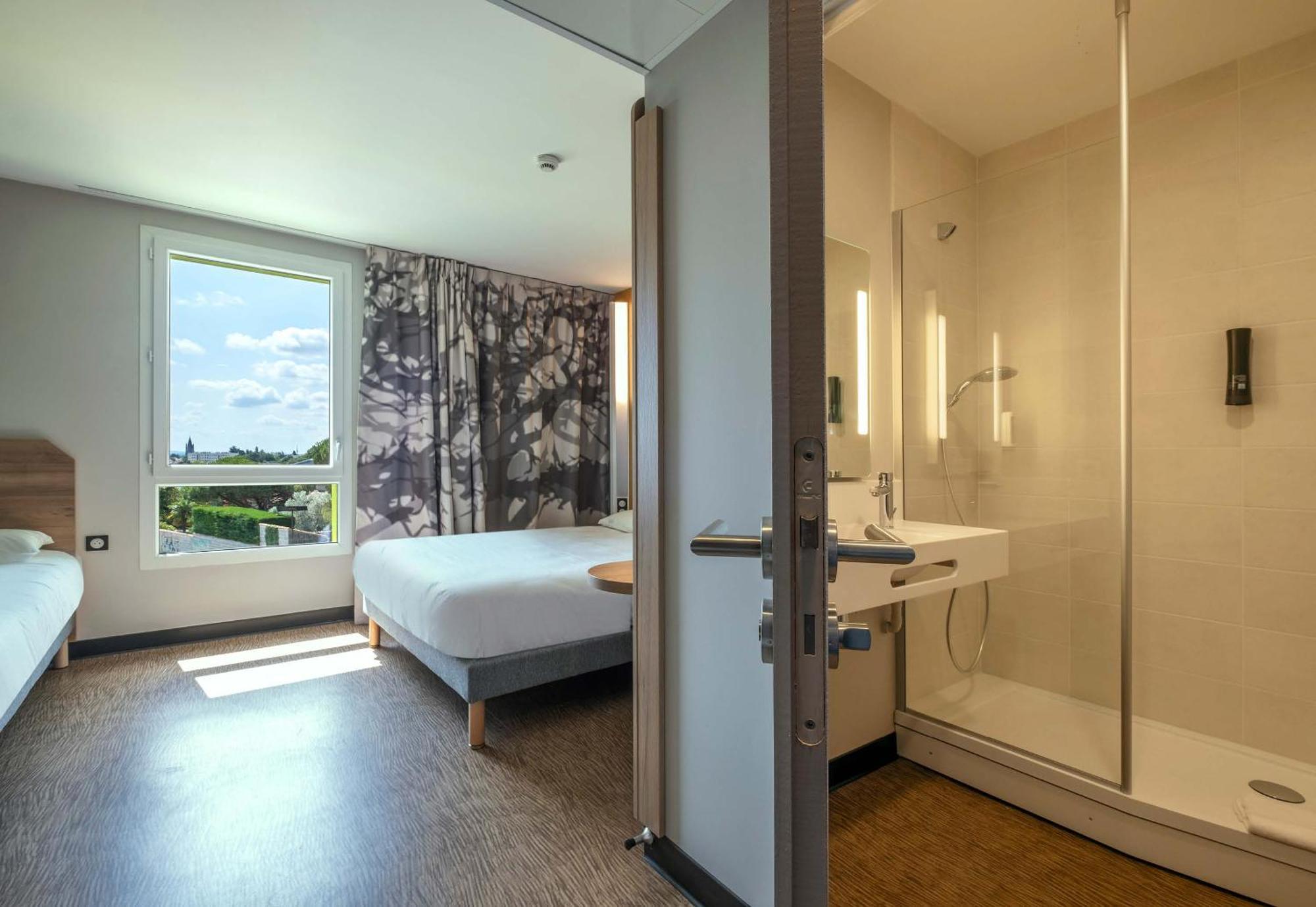 B&B Hotel Saintes Ngoại thất bức ảnh